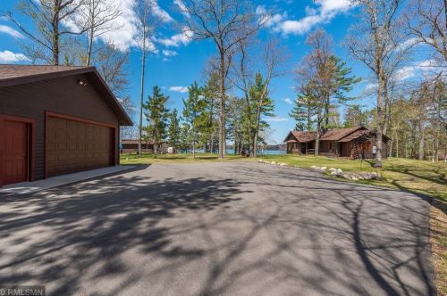 8469 Birchwood Hills Rd, Lake Hubert, MN 56468-2508