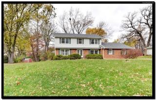 343 Meadowrue Ln, Batavia, IL 60510-2812