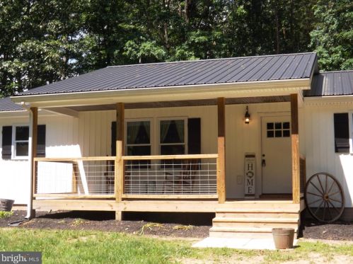 348 Ponds Ct, Berkeley Springs WV  25411-6514 exterior