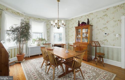 44 Linden Ave, Tavistock NJ 08033-2542 exterior