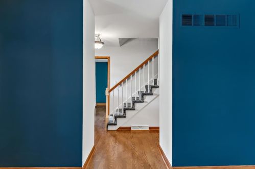 9558 Walnut Dr, Hammond IN  46321-3823 exterior