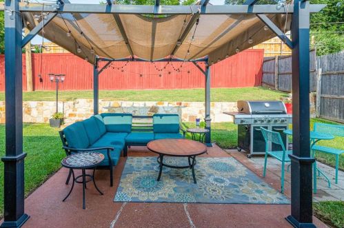 6401 Peggy Dr, Fort Worth TX  76133-4429 exterior