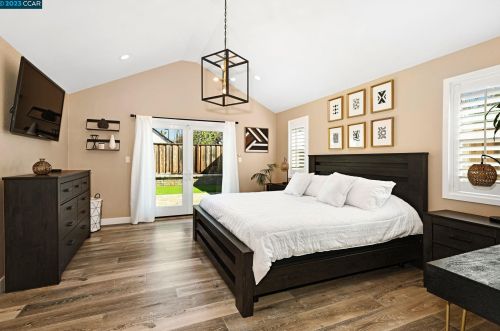 4163 Pickwick Dr, Concord CA  94521-2735 exterior