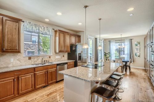 6940 Robertsdale Way, Denver CO 80016-7503 exterior