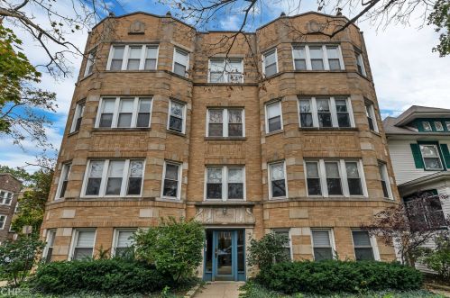 4502 Sacramento Ave, Chicago, IL 60625-3874