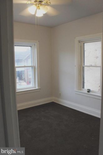 413 Baltimore St, Hanover PA 17331-3314 exterior