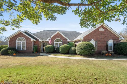 521 Heathmoor Dr, Mcdonough, GA 30252-5012