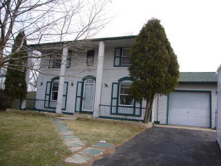 168 Thornhurst Rd, Lemont, IL 60440-2417