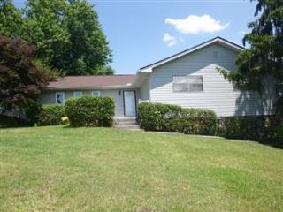 2054 Le Conte St, Morristown, TN 37814-2638