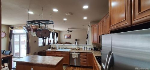 3348 Nepal Way, Aurora CO 80013-9019 exterior