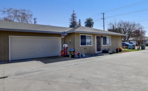 205 9th St, Gilroy, CA 95020-6471
