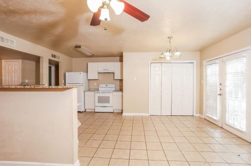 3817 Longmeadow Way, Fort Worth TX  76133-7644 exterior