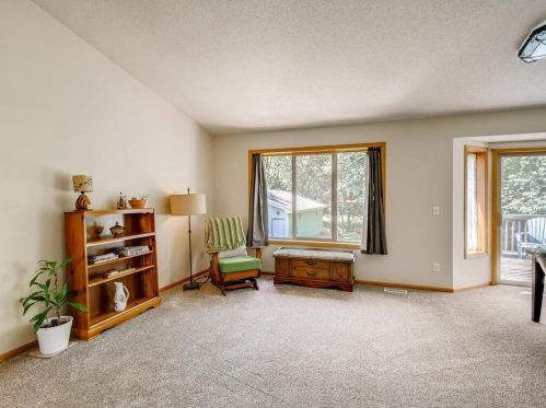 542 Bear Ave, Saint Paul MN  55127-7055 exterior