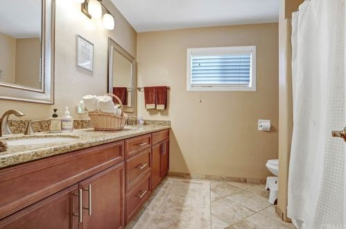 1230 Bradley St, Riverside CA 92506-5408 exterior