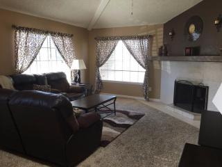 18603 Mecca St, Hesperia, CA 92345-7545