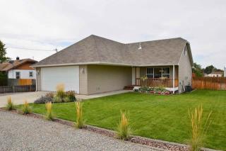 3305 Fowler Rd, Spokane, WA 99206-4508