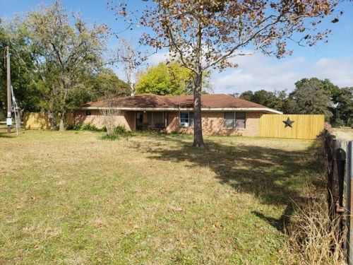 2295 Highway 71, Columbus, TX 78934-3405