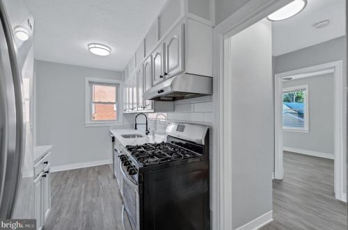 9121 Kimes St, Silver Spring MD 20901-3727 exterior