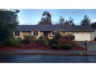2055 40th St, Florence, OR 97439-8812