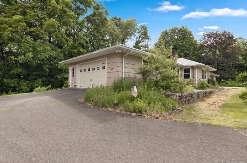 968 Coleman Rd, Cheshire, CT 06410-3234
