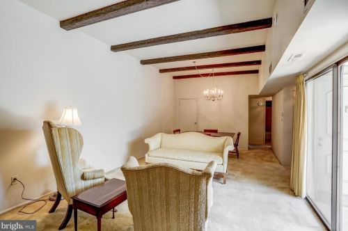 45 Valleybrook Dr, Lancaster PA  17601-4612 exterior