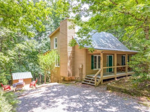 276 Pine Ridge Rd, Ellijay, GA 30536-2663