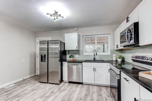 2247 Laredo St, Denver CO  80013-1139 exterior