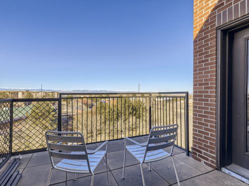 15475 Andrews Dr, Denver CO  80239-5790 exterior
