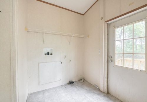 947 Davis Rd, Jefferson GA  30549-5651 exterior