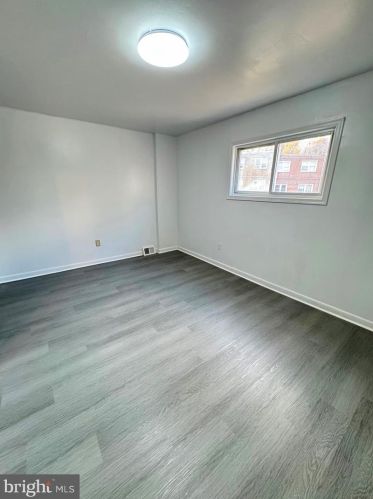 8128 Ditman St, Philadelphia PA 19136-2813 exterior