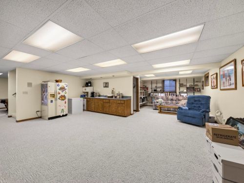 8815 Aintree Ln, Willowbrook IL  60527-8392 exterior