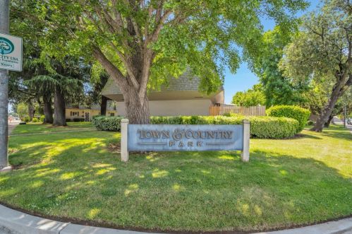 2414 Turner Rd, Lodi, CA 95242-2168
