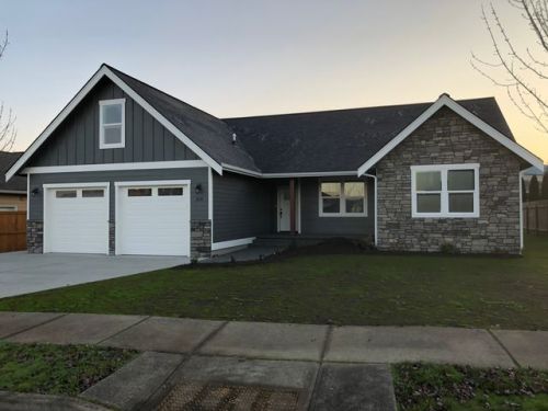 818 Mapleridge Dr, Everson, WA 98247-8767