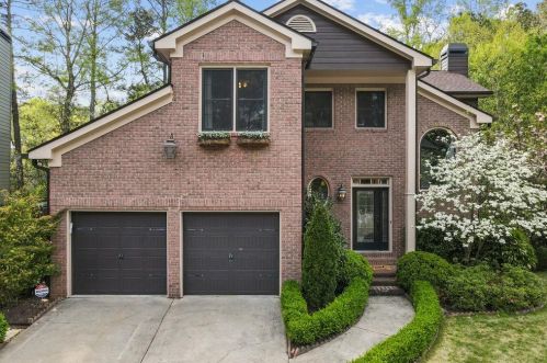 1548 Laurel Park Cir, Atlanta, GA 30329-3217