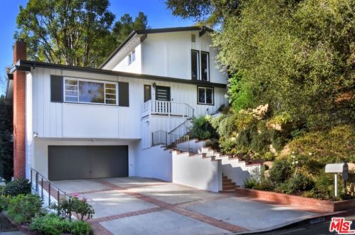 15000 Rayneta Dr, Van Nuys, CA 91403-4426