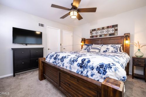 1180 Currier Ave, Simi Valley CA 93065-5162 exterior