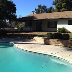 3172 Laurashawn Ln, Escondido, CA 92026-8527