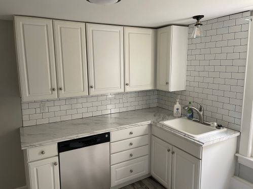 8 Lincoln Ave, Pawcatuck CT  06379-1858 exterior