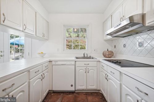 13813 Bethpage Ln, Silver Spring MD 20906-3106 exterior