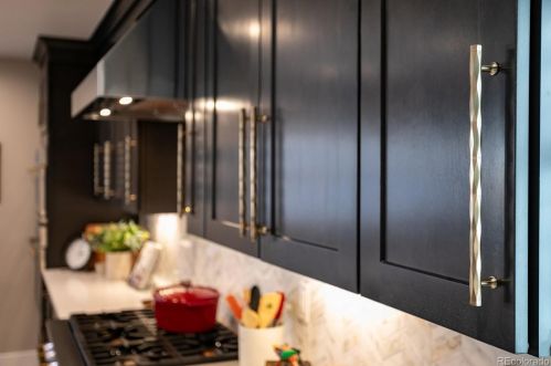 7597 Rosemary Cir, Englewood CO 80112-6421 exterior