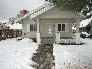705 13th Ave, Yakima, WA 98902-4322