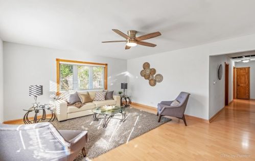 600 Riordan Rd, Villa Park, IL 60181-3502