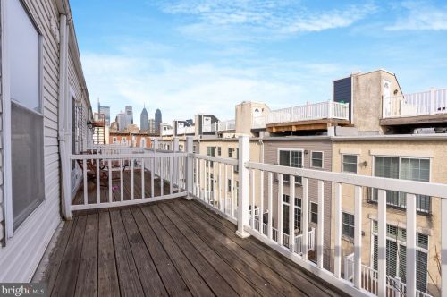 1019 19 St, Philadelphia PA  19146-2938 exterior