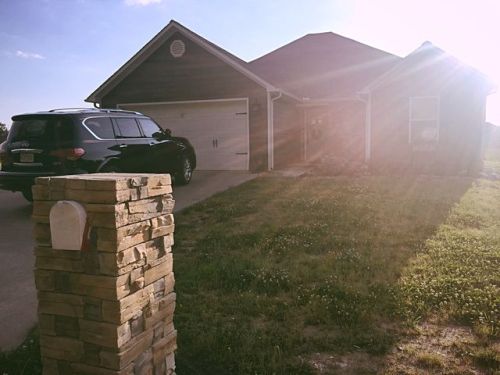 12613 Norland Dr, Dexter, MO 63841-8102