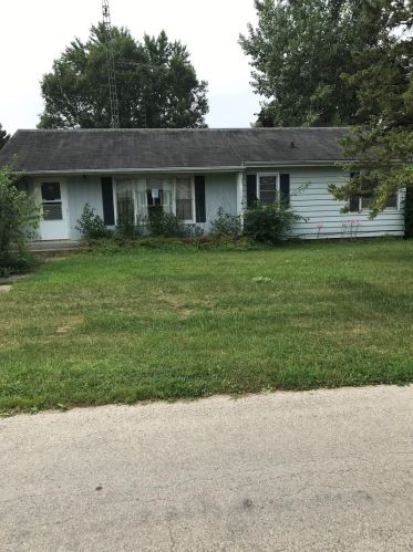 315 Elm St, Rollo, IL 60518-8183