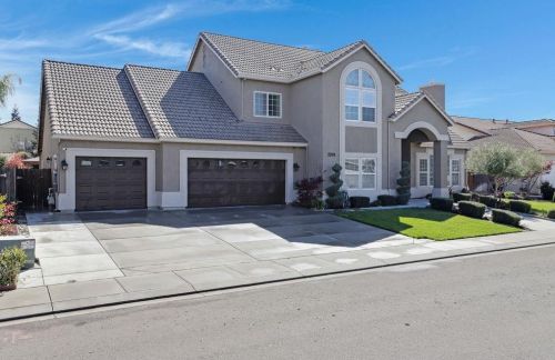 2204 Phar Lap Ave, Modesto, CA 95355-9766