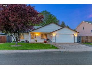 604 5th St, Battle Ground, WA 98604-8906