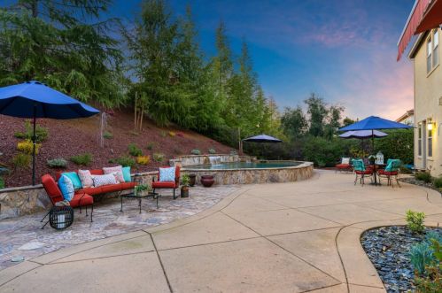 2017 Medici Way, Folsom CA  95762-4154 exterior