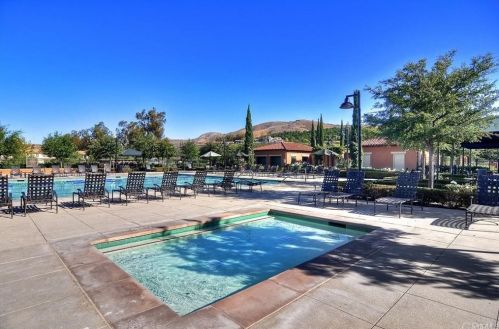 17 Prickly Pear, Irvine CA  92618-8856 exterior