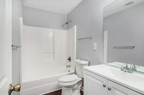 3315 Scenic Ct, Conyers GA  30094-7303 exterior